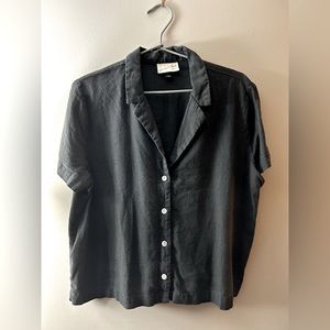 Universal Thread casual button up shirt size L